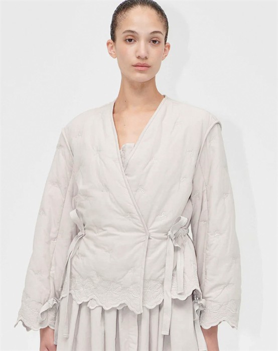 Gathered Tie Jakke - Wild Quilted Flowers